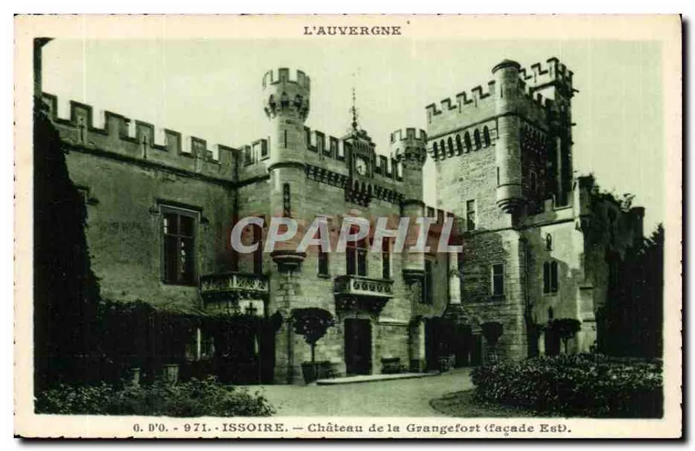 Schloss Grangefort — Ostseite — Issoire, L'Auvergne - Vorderseite