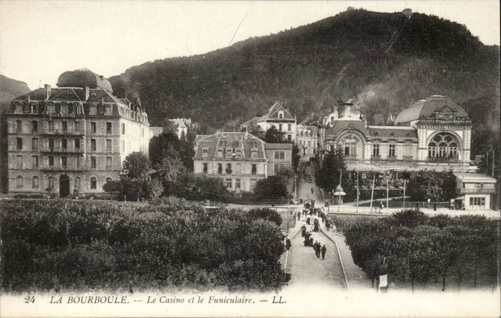 La Bourboule — Das Casino und der Seilbahnweg — LL. - Vorderseite