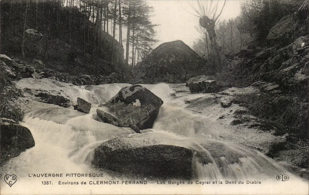 Die Gorges de Ceyrat und die Zähne des Teufels — Umgebung von CLERMONT-FERRAND — Die pittoreske Auvergne - Vorderseite