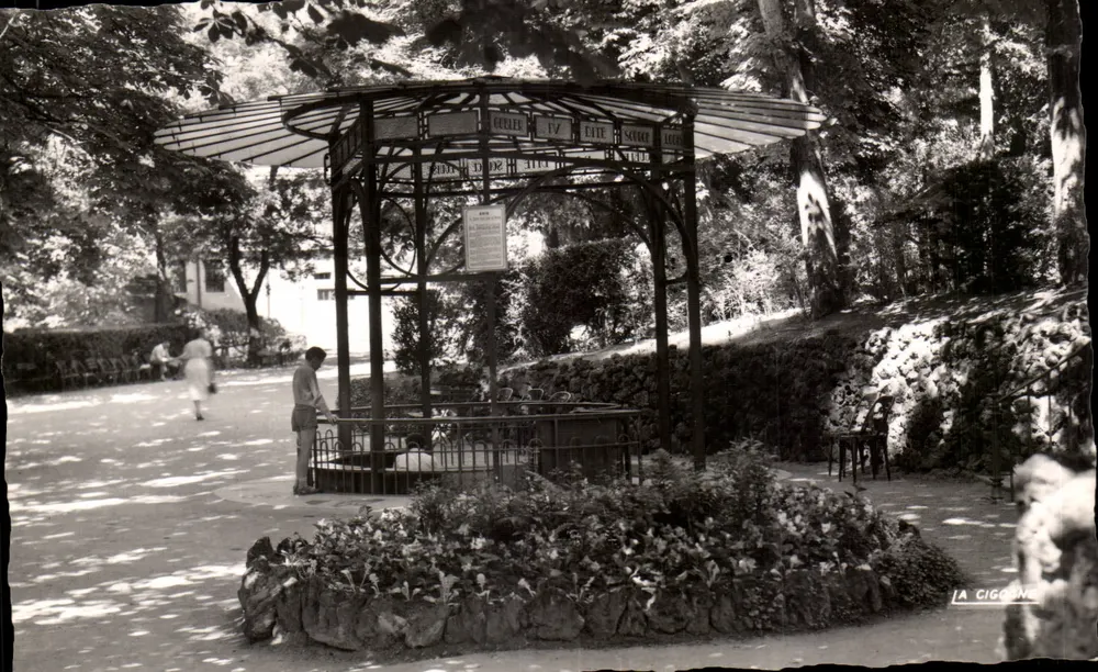 La Cigogne — Estación termal y turística — Ed. La Cigogne, 48 cm - Anverso
