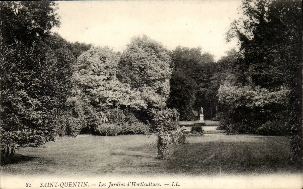 Saint-Quentin — Jardins de Horticultura — LL. - Frente