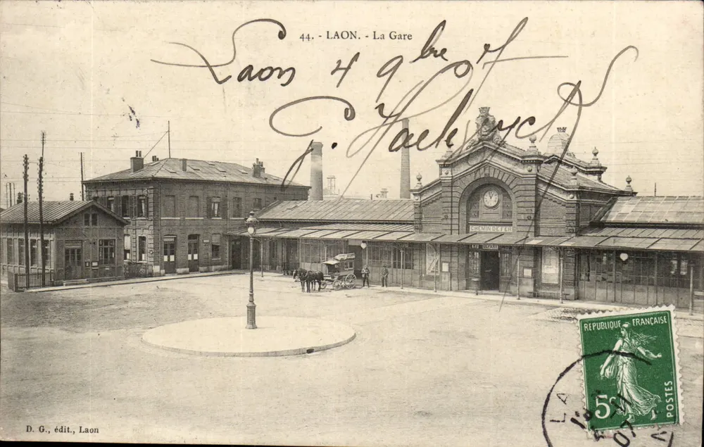 Laon - A Estação — Ferrovia — D. G., editor, Laon - Frente