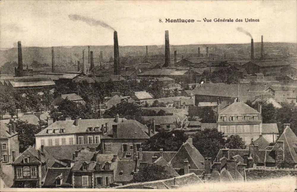 Montluçon — Vista Geral das Fábricas — G. Chaumous, editor - Frente