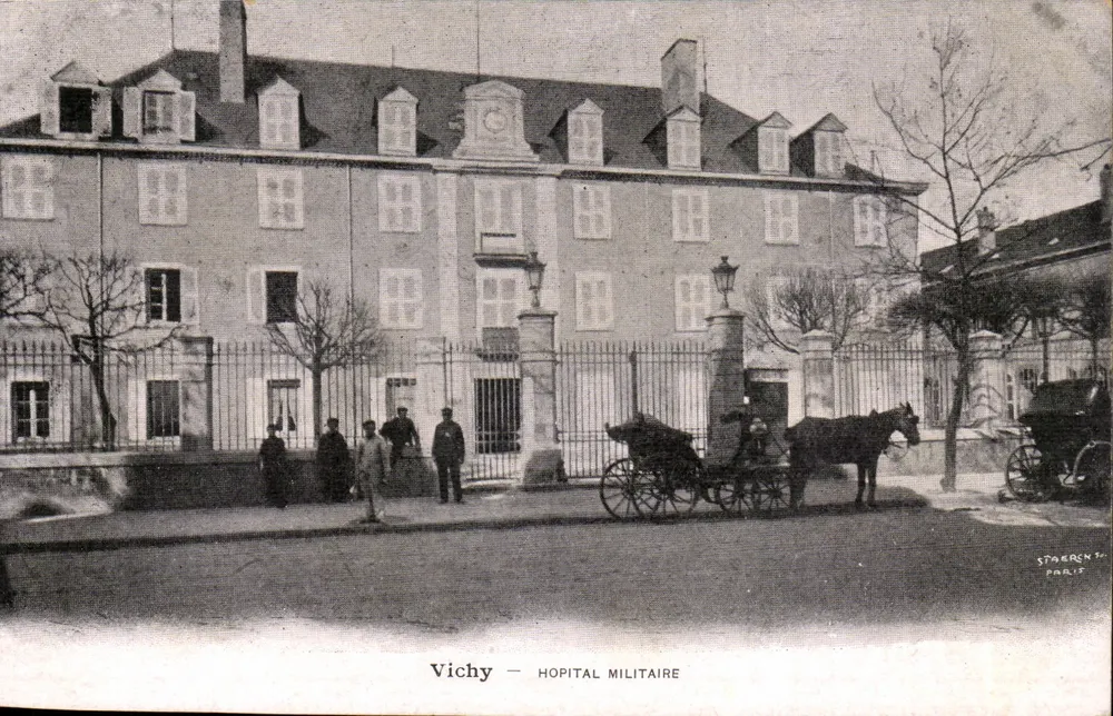 Vichy — Militärkrankenhaus — Stägeren, Paris - Vorderseite
