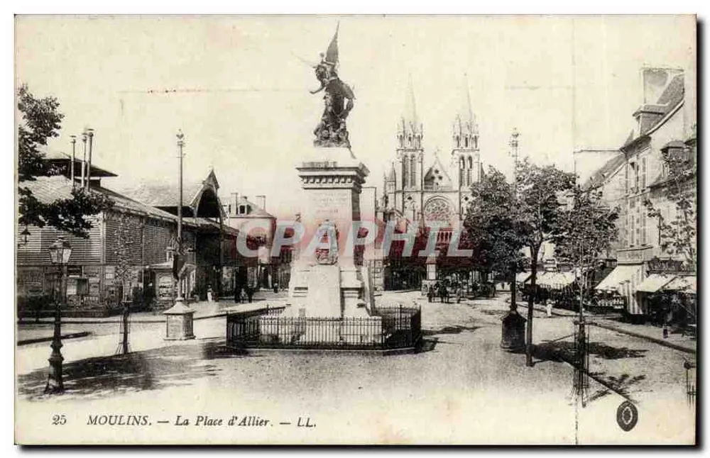 Moulins — A Praça d'Allier — LL. n°25 - Frente