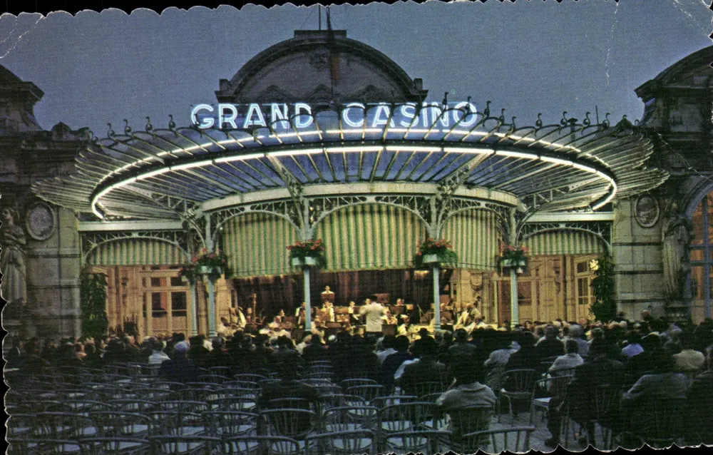 Grande Casa de Apostas — Vichy (Allier) — editor desconhecido, número de série 116 - Frente