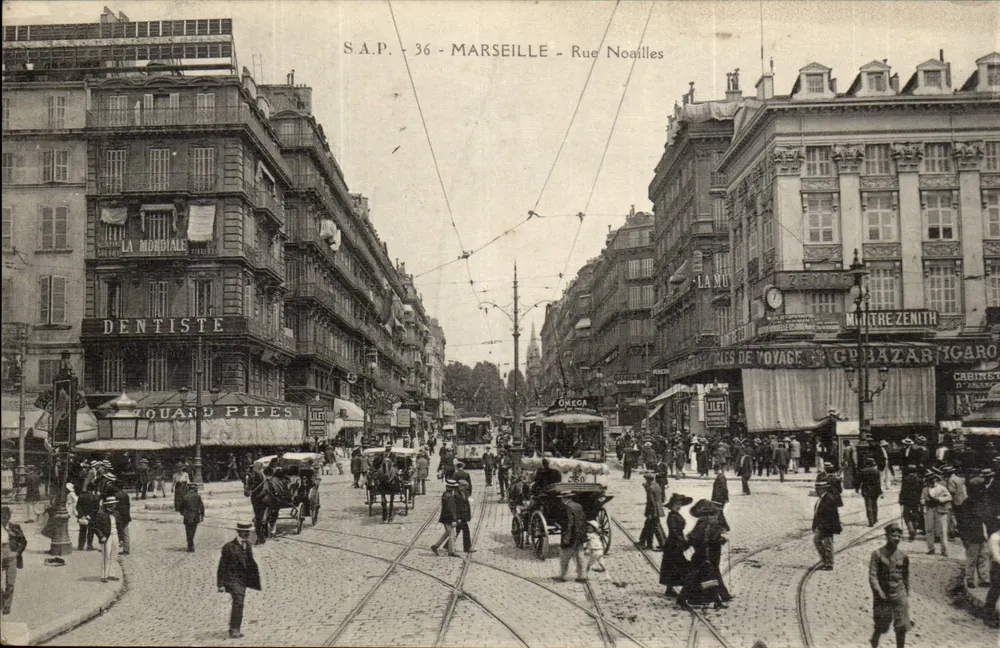 Marseille - Rue Noailles — Ansicht der Straße mit Tram und Geschäften — S.A.P. n°36 - Vorderseite