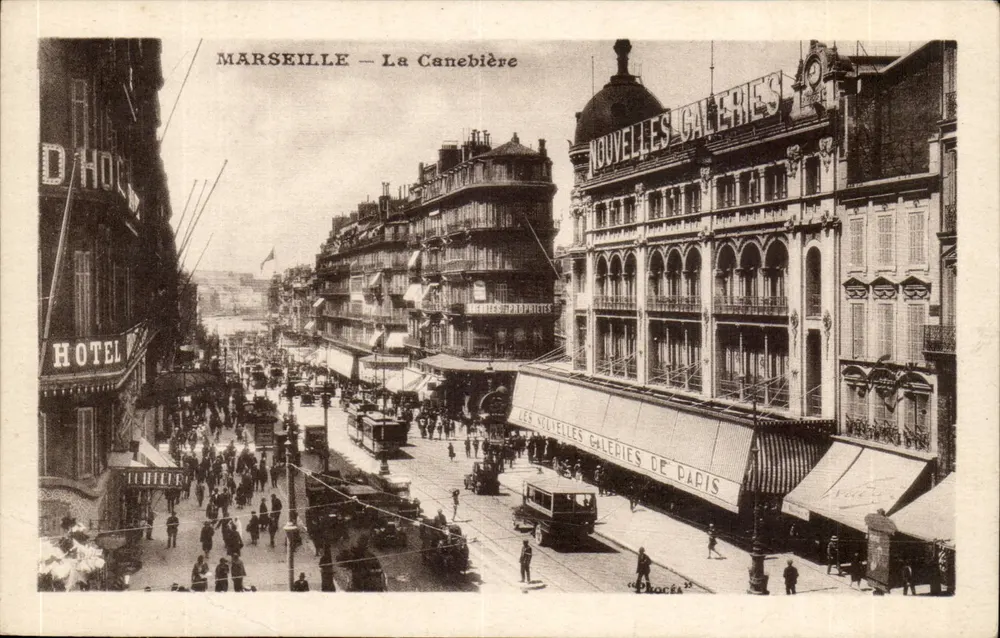 MARSEILLE — La Canebière — Ansicht der neuen Galerien von Paris und des Hôtels D'Hoc - Vorderseite