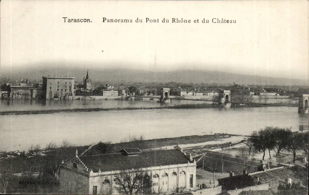 Tarascon. Panorama des Pont du Rhône und des Schlosses — Édition J. Bover - Vorderseite