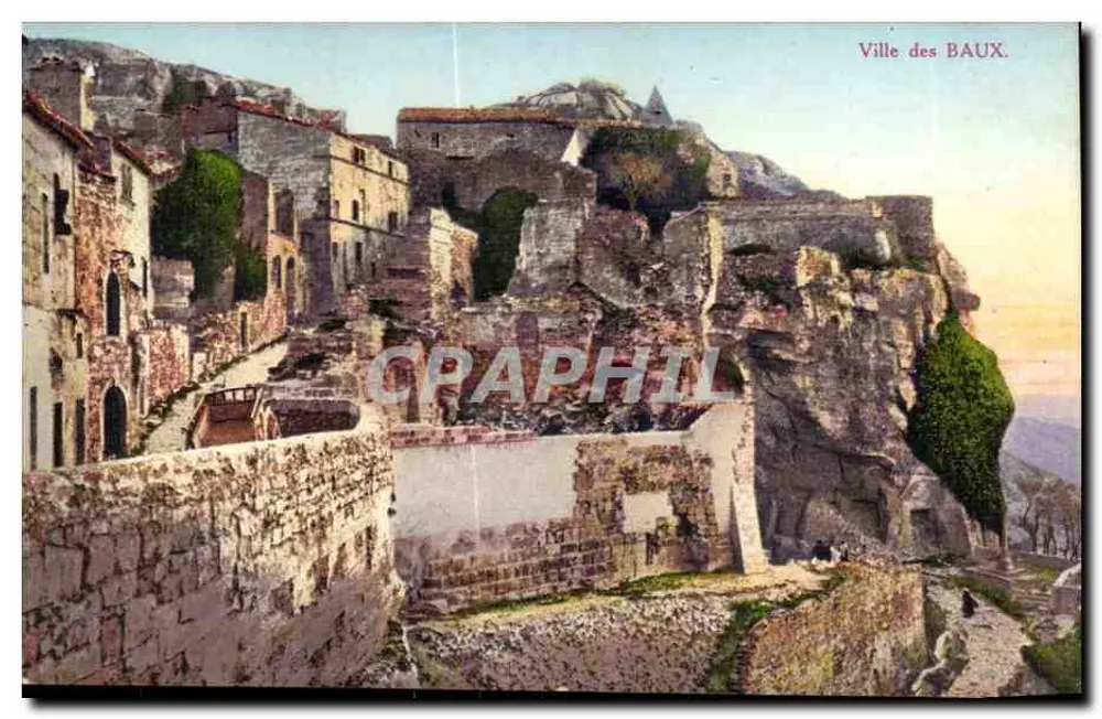 Ville des BAUX — vista panorâmica das ruínas e das habitações na falésia — editor não identificado - Frente