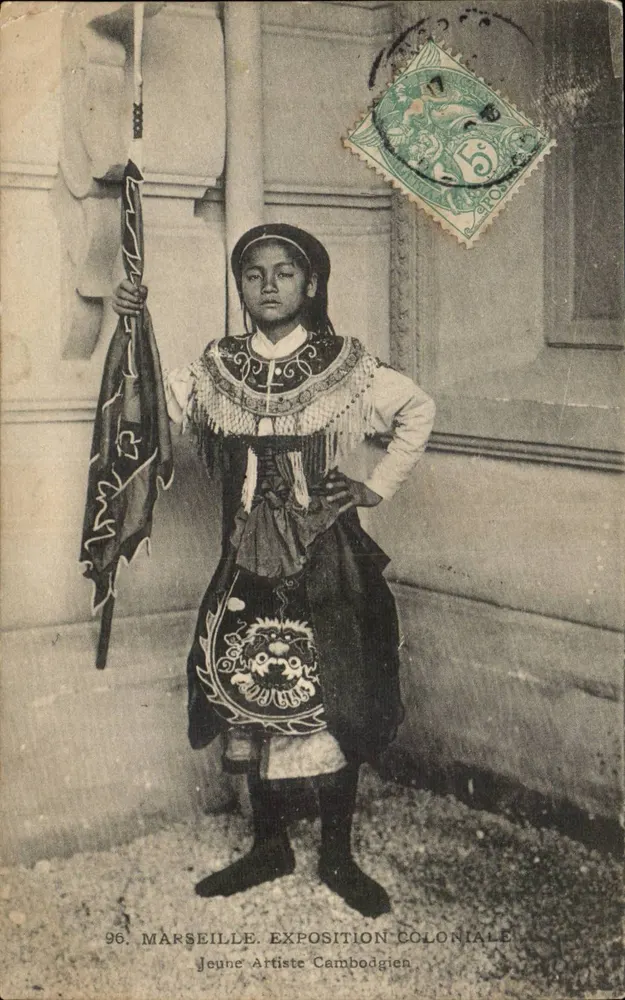 Jeune Artiste Cambodgien — Exposition Coloniale de Marseille 1906 — Éditeur non identifié, n° 96 - Recto