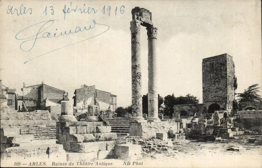 Arles — Ruínas do Teatro Antigo — ND Phot, n° 109 - Frente
