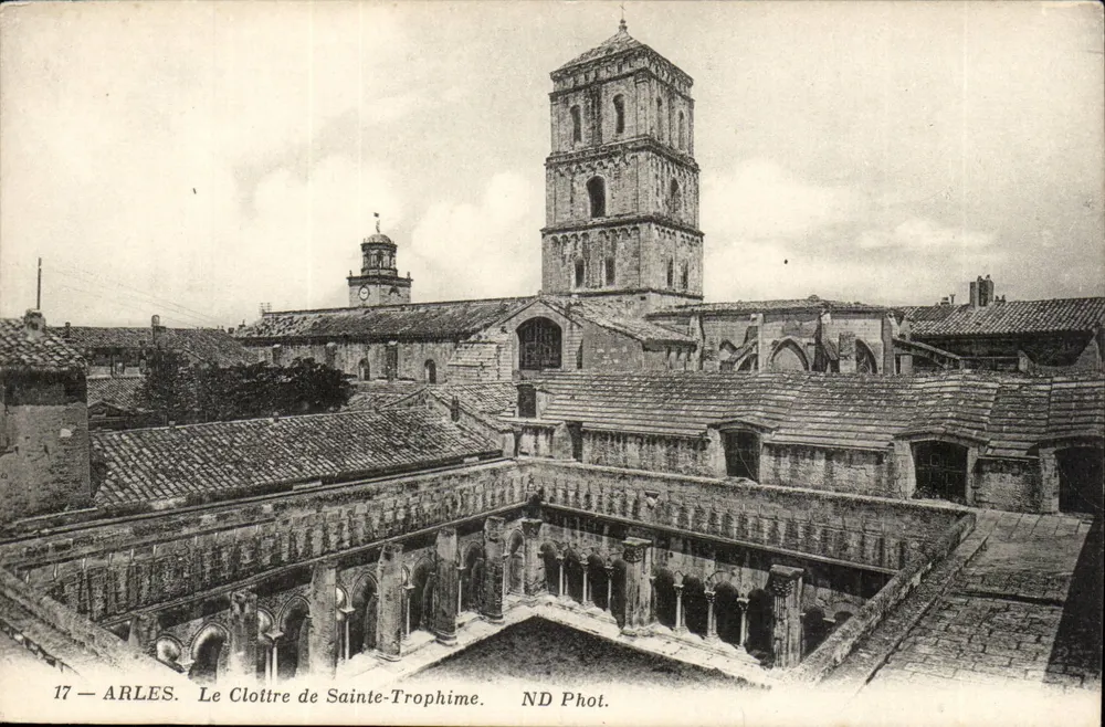 Arles — O Claustro de Santa Trofímia — ND Fot. n°17 - Frente