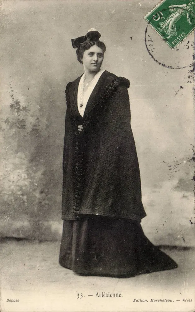 Arlésienne — Edição Marcheteau — Arles - Frente