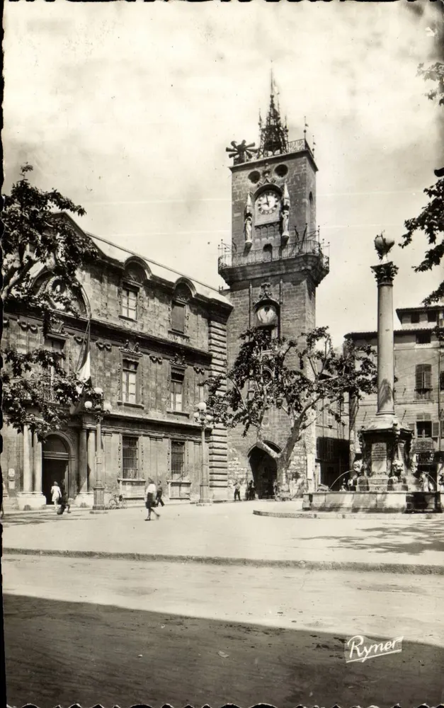 Place de la République — Tour de l'Horloge et fontaine — Ryner - Recto