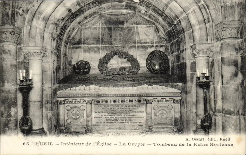 Rueil - Interior da Igreja - A Cripta - Túmulo da Rainha Hortense - Frente