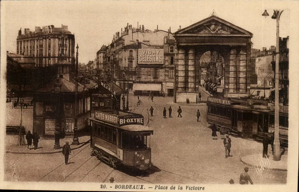 Place de la Victoire — Bordeaux — editor Marcel Delboy, n°20 - Frente