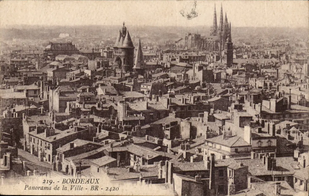 Bordeaux — Panorama da Cidade — Imp. Fototipo C. Jeanpetto - Banale - Frente