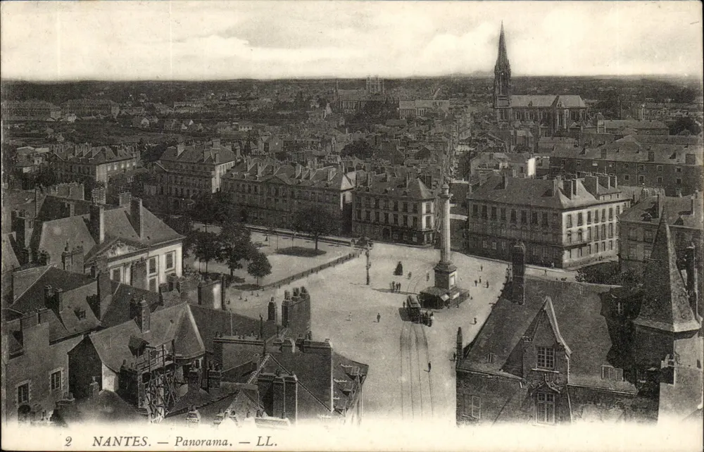NANTES — Panorama — LL. - Frente