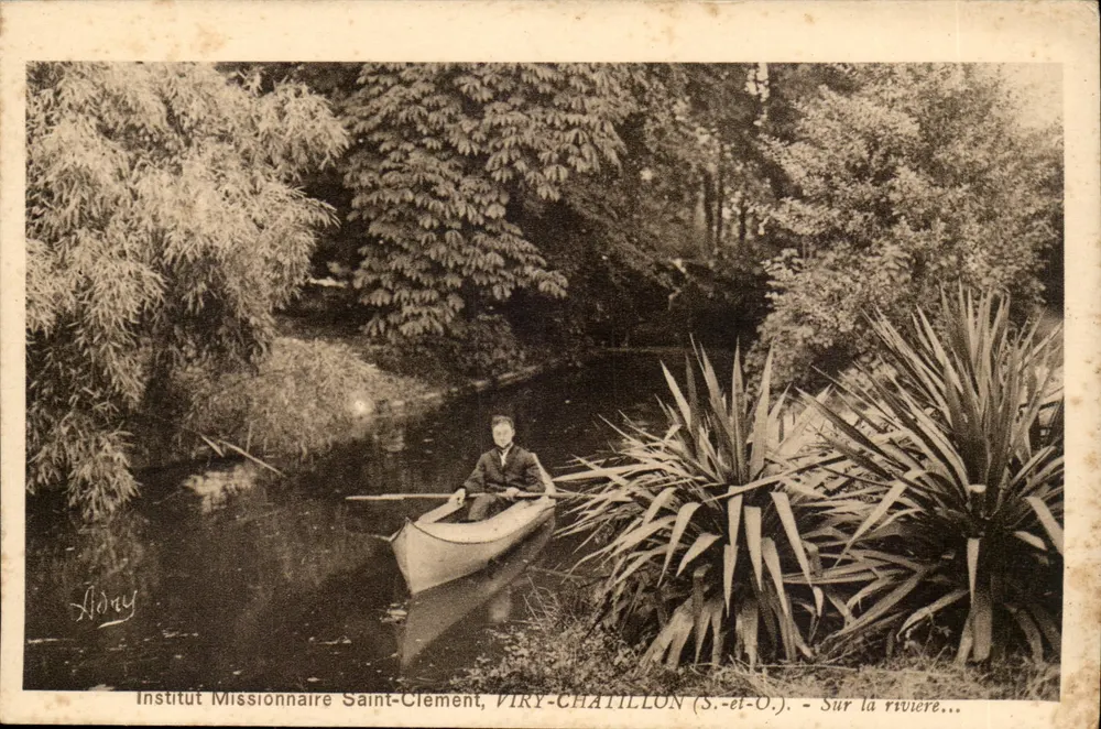Institut Missionnaire Saint-Clement, VIRY-CHATILLON (S.-et-O.) — Auf dem Fluss... - Vorderseite