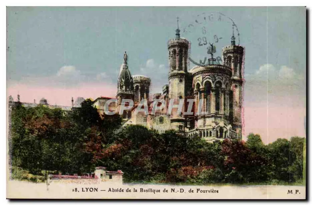 LYON — Abside da Basílica de N.-D. de Fourvière — M. F. - Frente