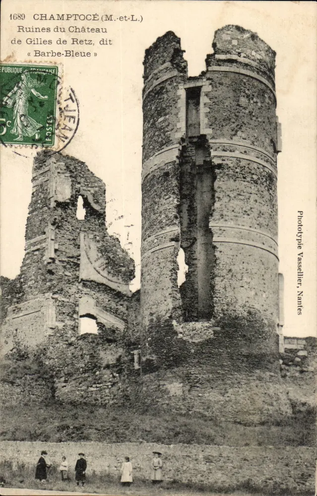 Champtoce (M.-et-L.) — Ruinen des Schlosses Gilles de Retz genannt « Barbe-Bleue » — Phototypie Vasselier, Nantes - Vorderseite