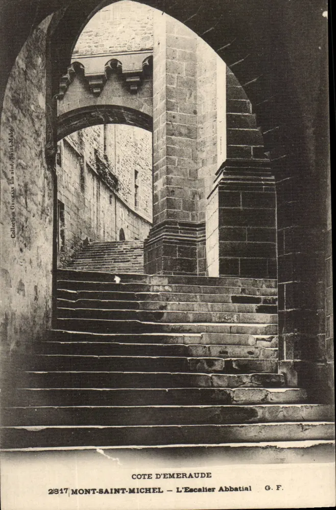 Mont-Saint-Michel — A Escada Abbatial — G.F. n°2817 - Frente