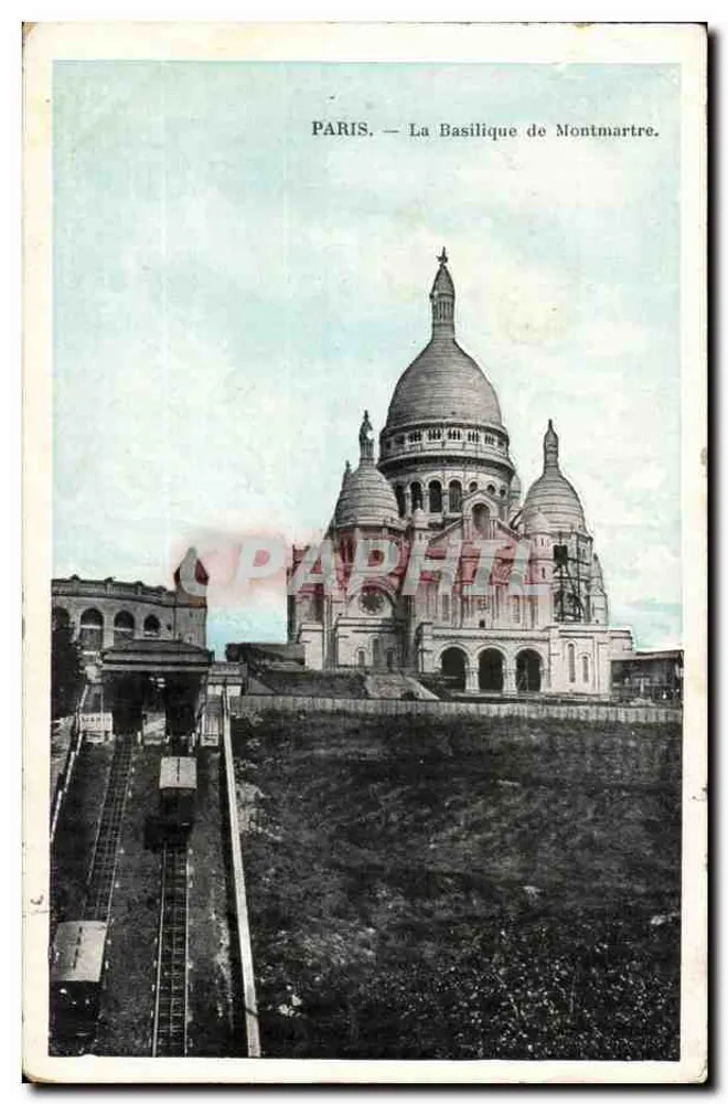 Paris — Die Basilika von Montmartre - Vorderseite