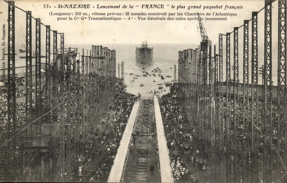 St-Nazaire — Verladung der « FRANCE », der größten französischen Dampfschiff — Chantiers de l'Atlantique - Vorderseite