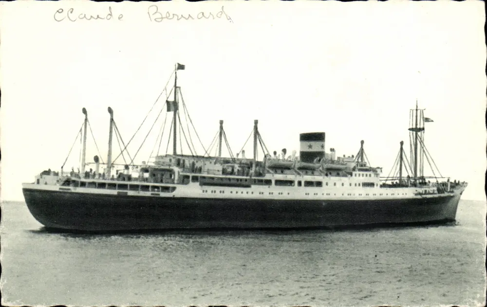 Dampfschiff "Claude Bernard" — Compagnie Maritime des Chargeurs Réunis — Verleger Cie des Arts Diplomécaniques - Vorderseite