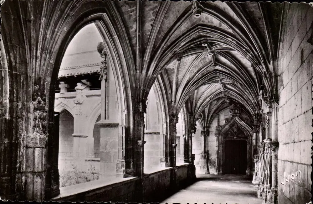 Cahors (Lot) — Katedra — Galerie krypty — Wydawnictwo Sztuki, Paryż - Awers