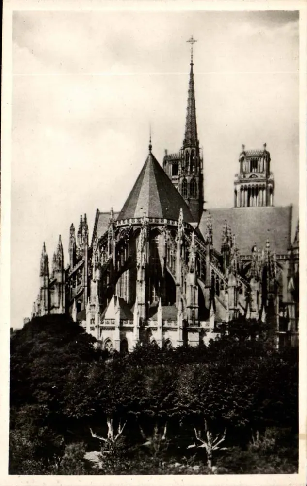 Orléans — A Abside da Catedral — L. Lenormand, n°11 - Frente