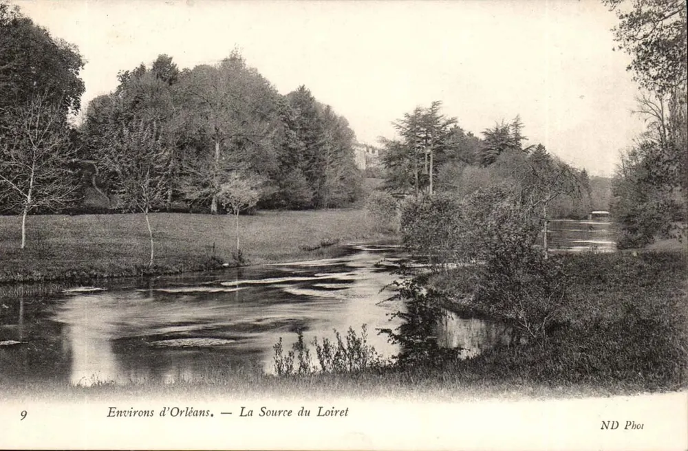 Arredores de Orleans — A Fonte do Loiret — ND Phot - Frente