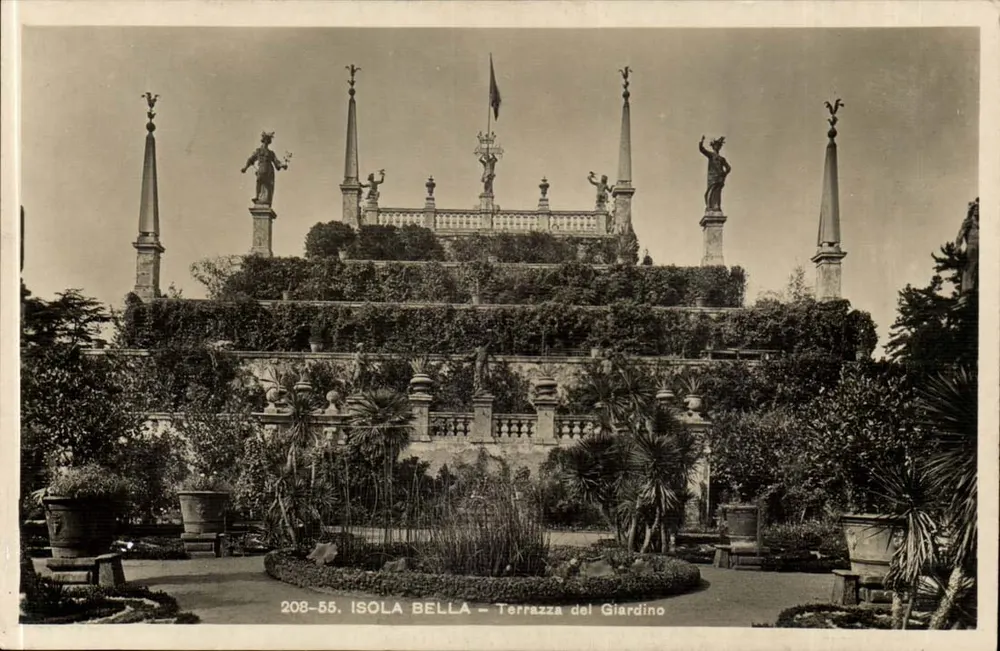 Isola Bella — Terrasse des Gartens — Verlag Branteri, Como, Nr. 208-55 - Vorderseite