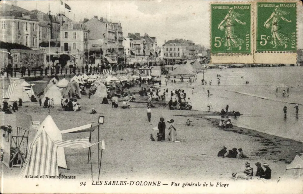 LES SABLES-D'OLONNE — Vista geral da Praia — Artaud et Nozais, Nantes, n°94 - Frente
