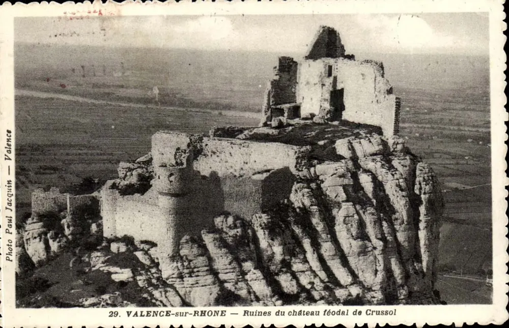 VALENCE-sur-RHONE — Ruinen des feudalen Schlosses Crussol — Foto Paul Jacquin — n°29 - Vorderseite