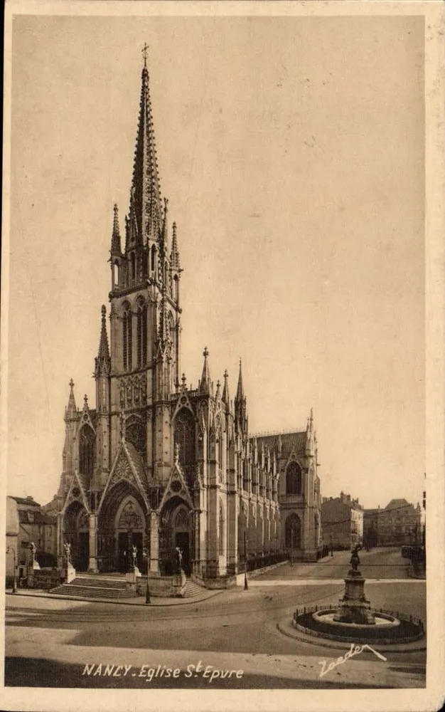 Nancy - Igreja de São Épvre — vista da fachada e da torre gótica, editor Zeeder - Frente