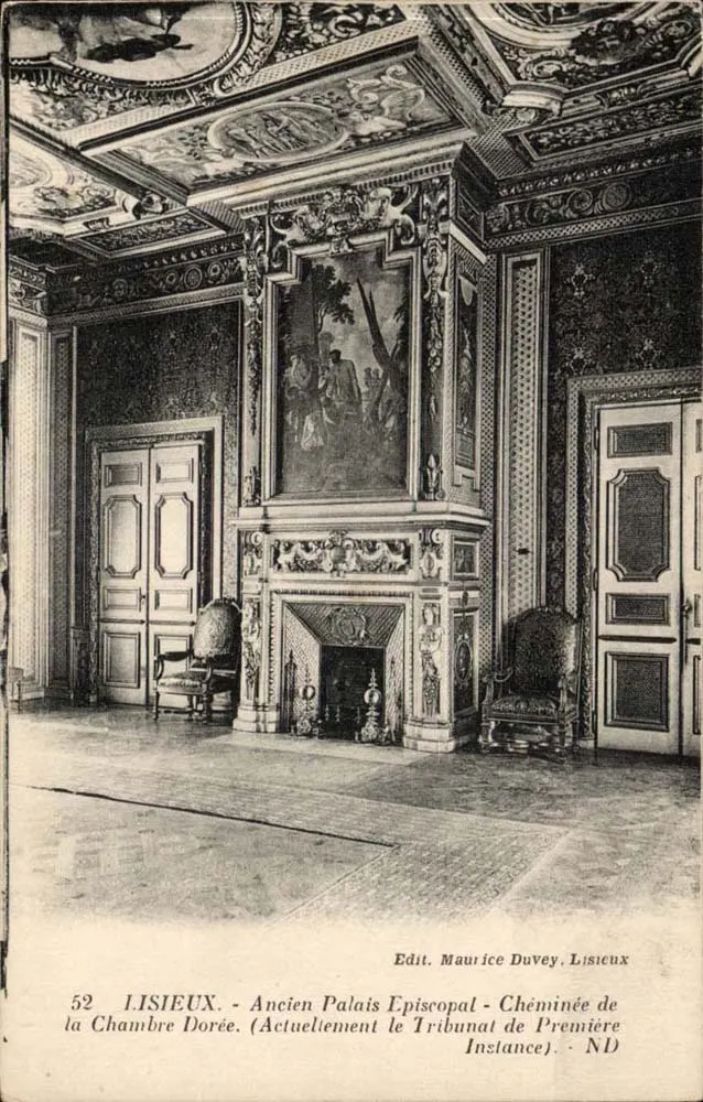 Lisieux - Ehemaliger Bischofssitz - Goldene Kammer - Kamin - Vorderseite