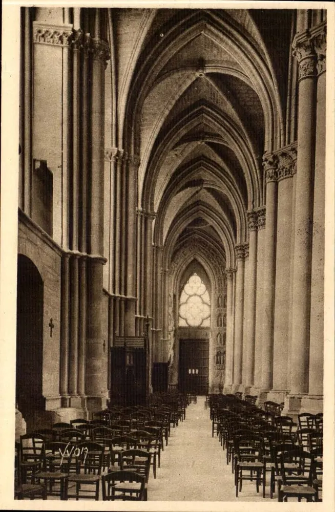 Reims - Catedral - Transepto Sul — Les Édifices d'Art Yvon, Paris - Frente