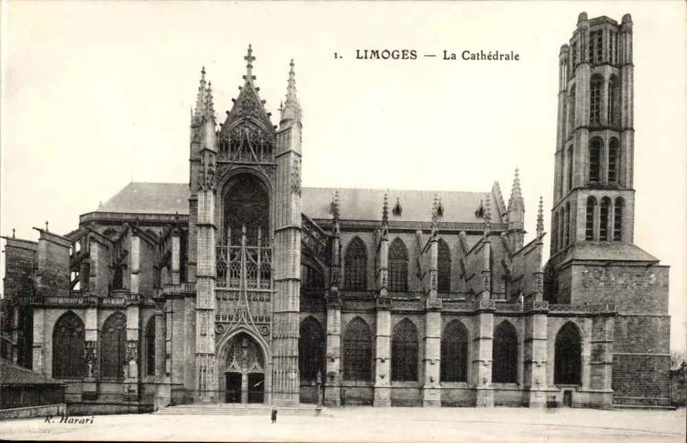 Limoges — A Catedral — R. Harari - Frente