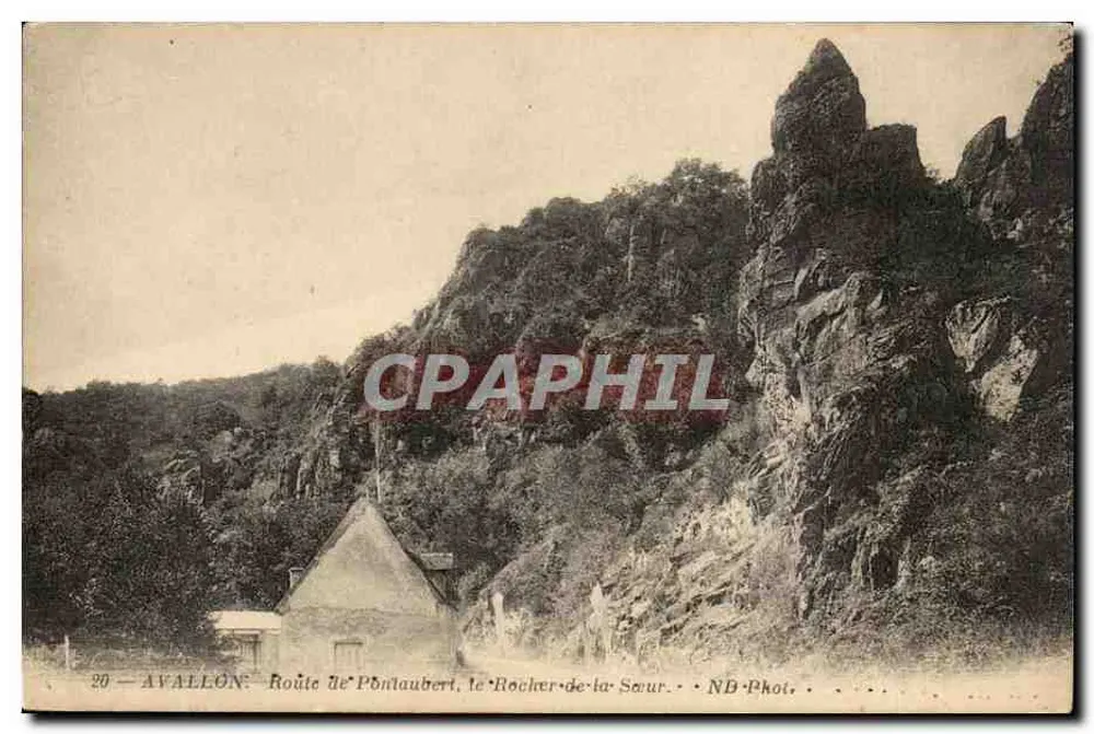 Avallon — Rota para Pontlaubert, o Rocher de la Sœur — NB Fot. - Frente