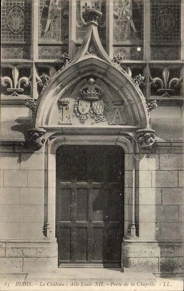 Blois - Das Schloss - Flügel Louis XII - Tor der Kapelle - LL - Vorderseite