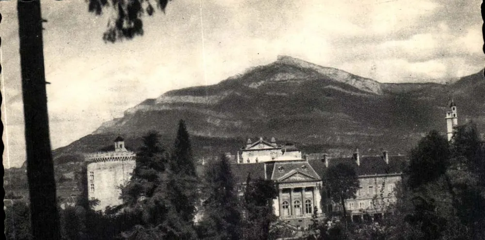 Chambéry — Schloss der Herzöge von Savoyen und Nivolet — Verlag La Mûre Belle, Nr. 123 - Vorderseite