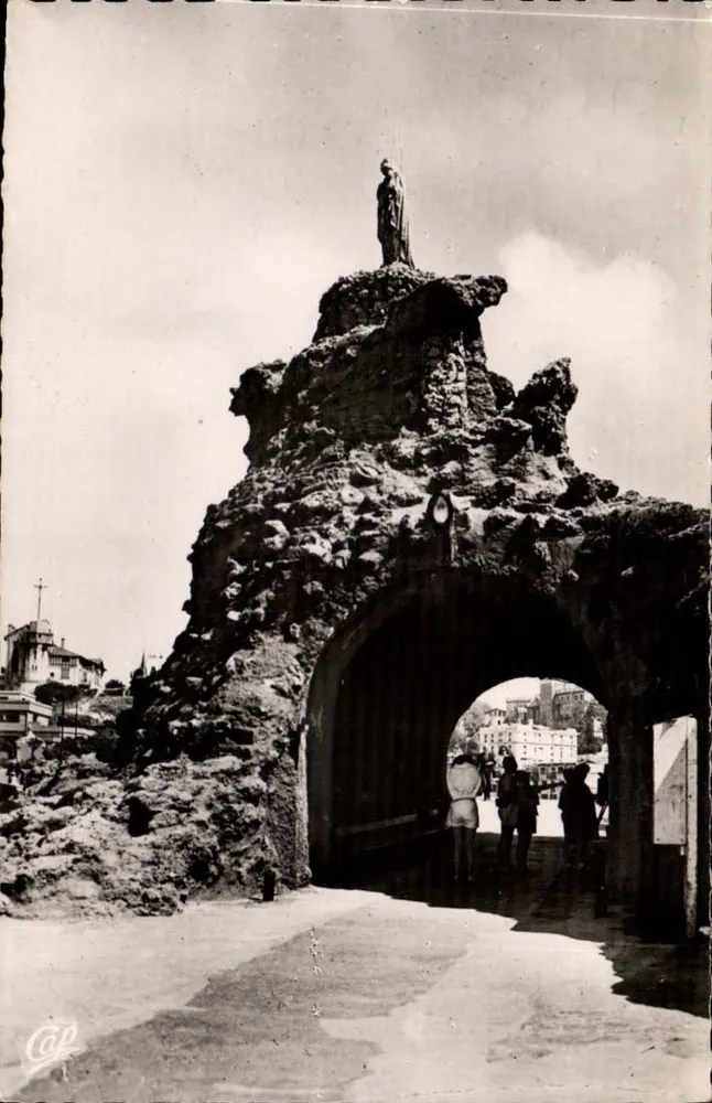 Biarritz - Rocha da Virgem — editor C.A.P. n°38 - Frente