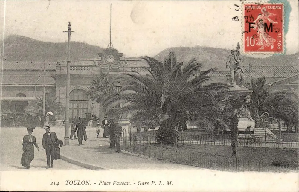 Toulon - Praça Vauban - Estação P.L.M. - Frente