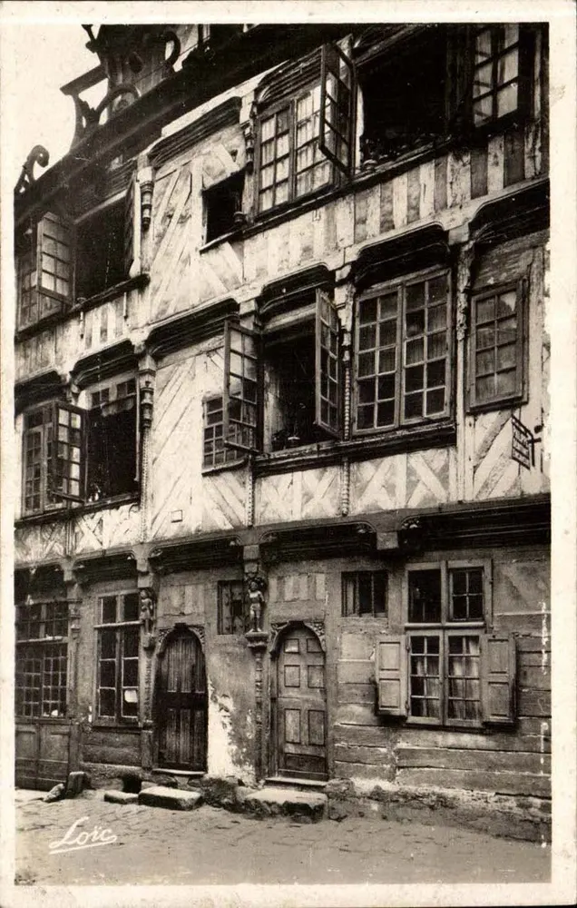 Lorc - Casa com Fachada de Madeira — editor Lorc, número de série não visível - Frente