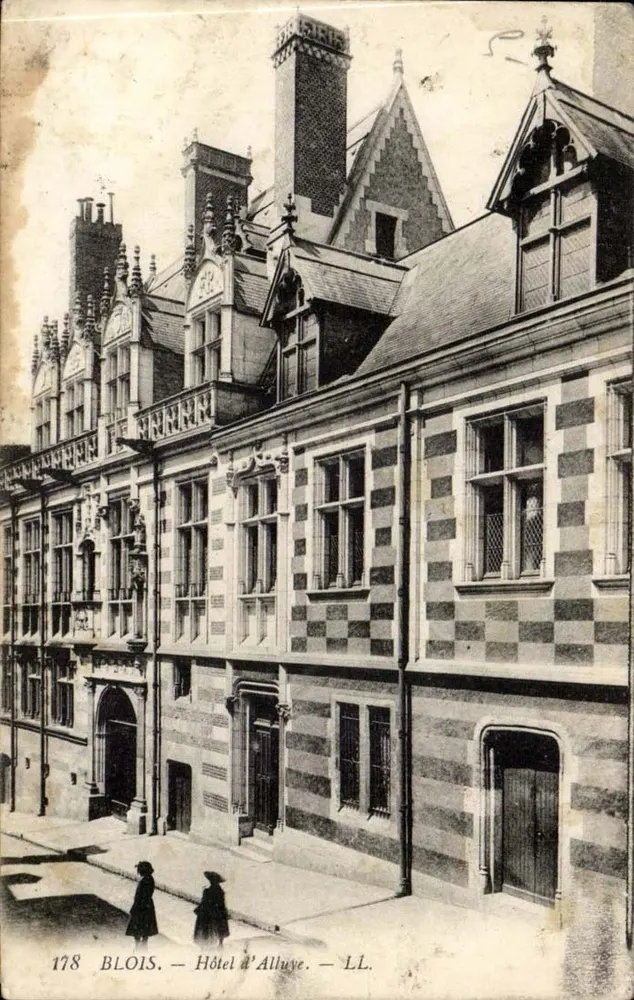 Blois — Hotel d'Alluye — LL. n°178 - Frente