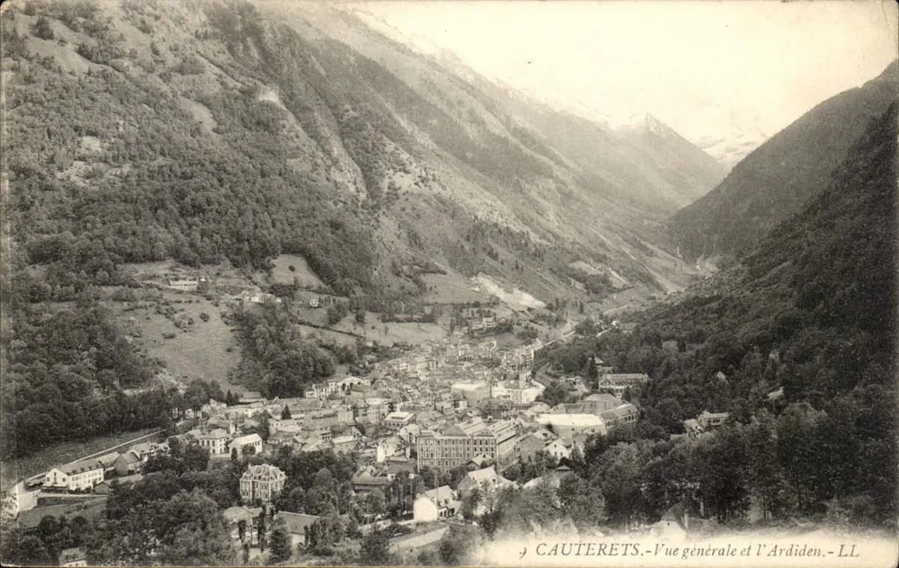 Cauterets — Vista geral e o Ardiden — LL - Frente