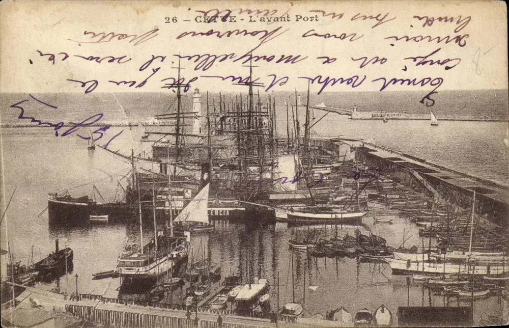 L'Ayant Port — Porto de Lorient — série 26, editado por CRTC - Frente