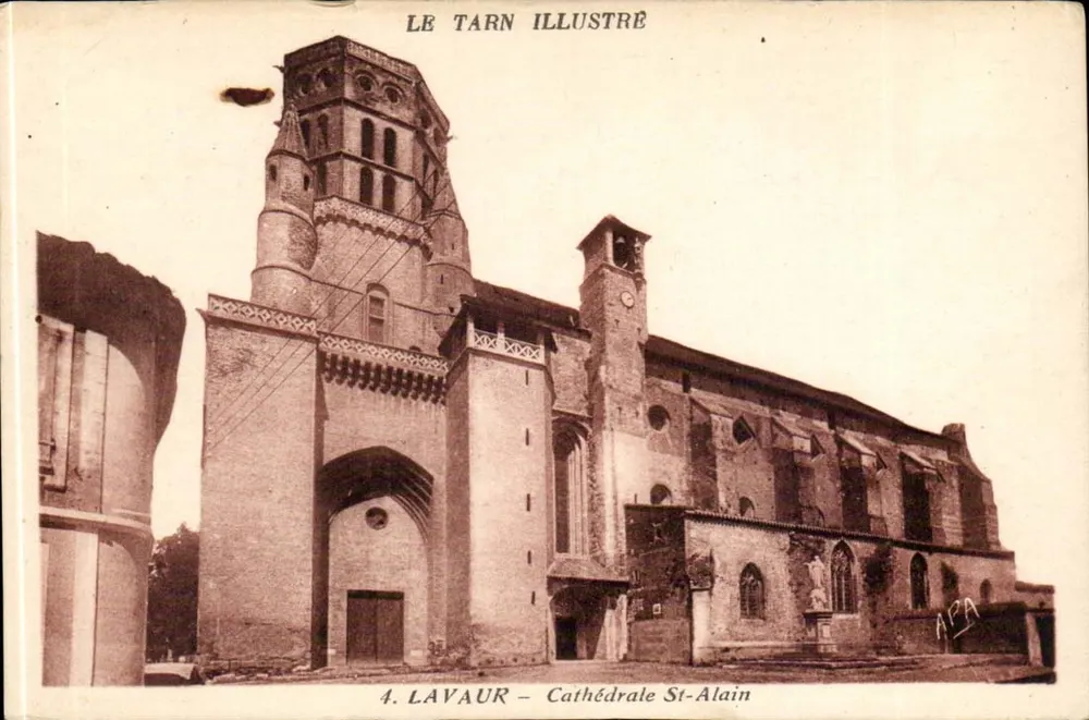 Lavaur — Catedral de São Alain — editor Les Cartes Albi - Frente